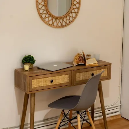 Oasis In The Heart Of * Saloniki