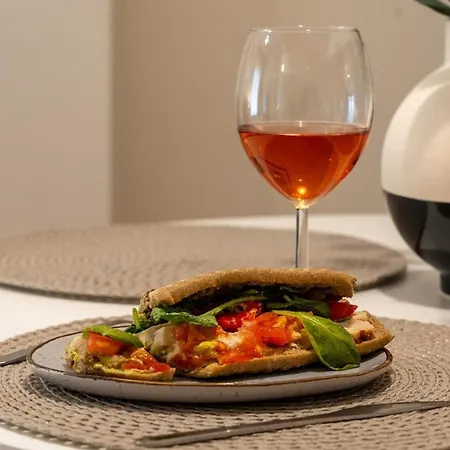 Oasis In The Heart Of Apartament Saloniki